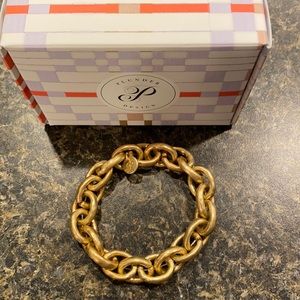 Beautiful chunky gold tone Lelani Bracelet Plunder